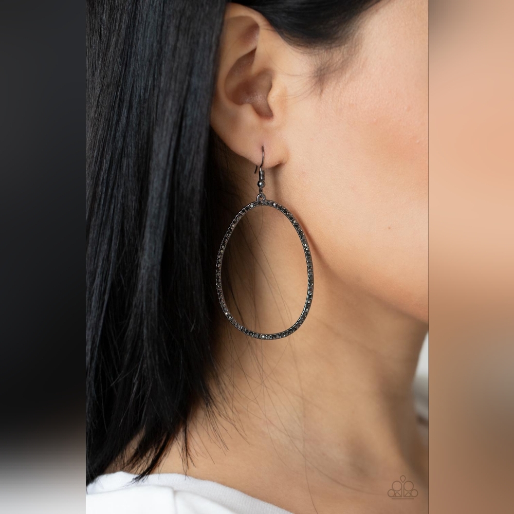 Oval Ruled Earrings